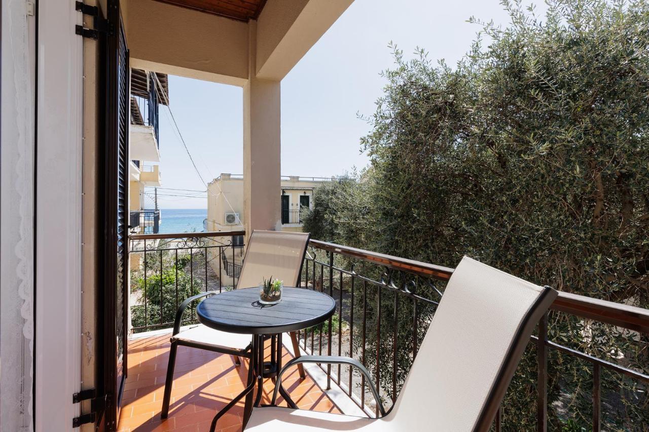 The Island Life Apartments By Konnect, Ipsos Beach Экстерьер фото